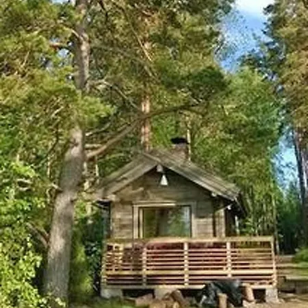 Pettu By Interhome Siksalo