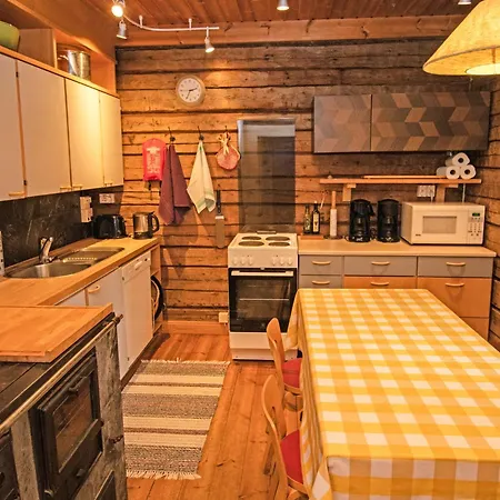 Pettu By Interhome Siksalo